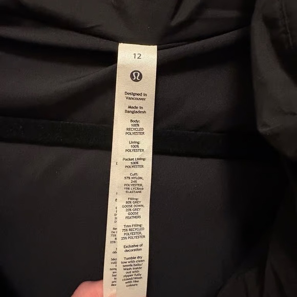Lululemon Black Wunder Puff Jacket - Picture 4 of 5